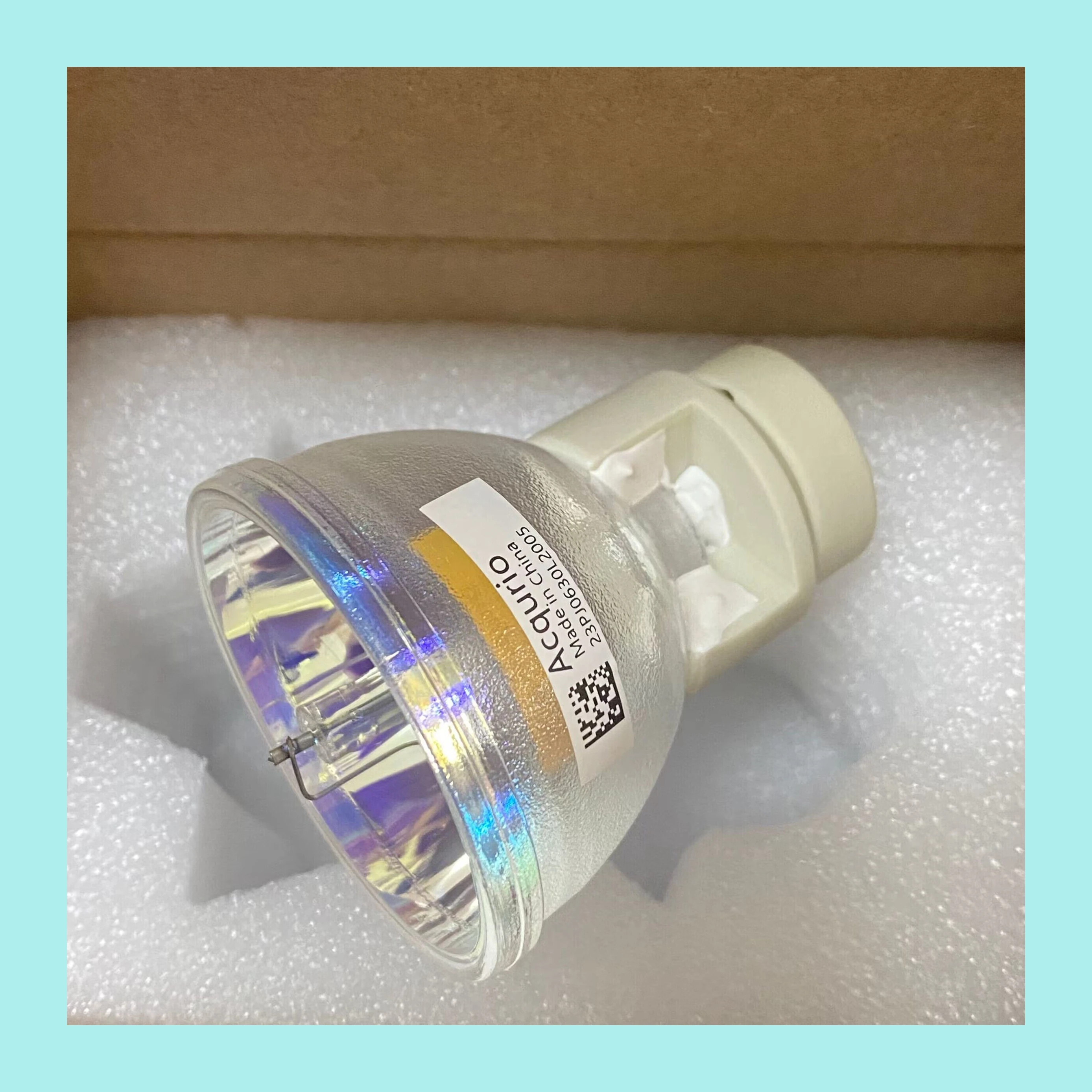 Bare Bulb P-VIP 210/0.8 E20.7 NEW compatible bare bulb