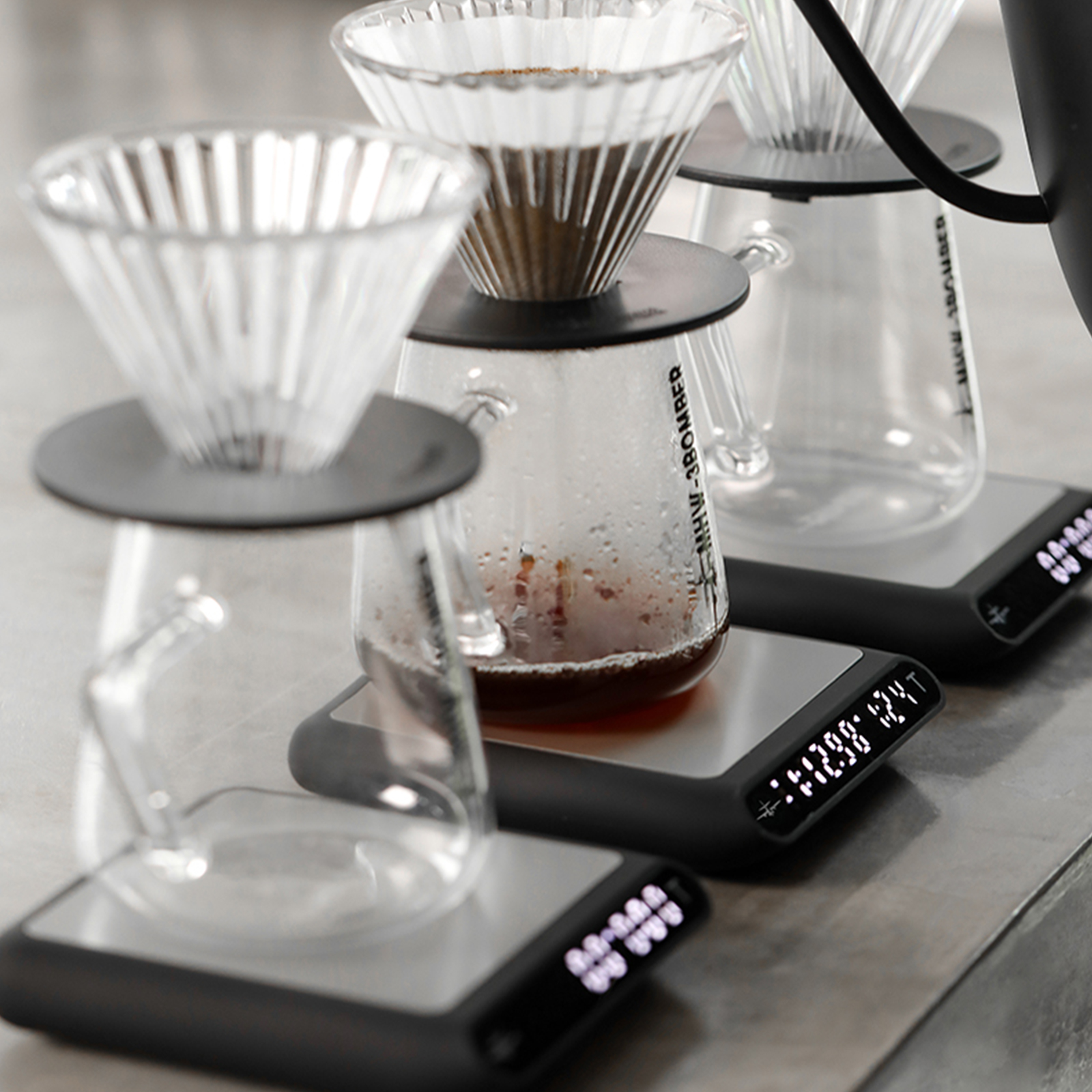 MHW-3BOMBER Intelligent Electronic Coffee Scale Automatic Timing Delicate Type-C Kitchen Scale Chic Home kitchen Accessories