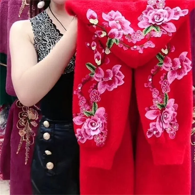 패션 어머니 모피 자켓 봄 6XL 2023 가을 겨울 새로운 모조 밍크 벨벳 코트 여성 후드 수 놓은 양모 두꺼운 코트