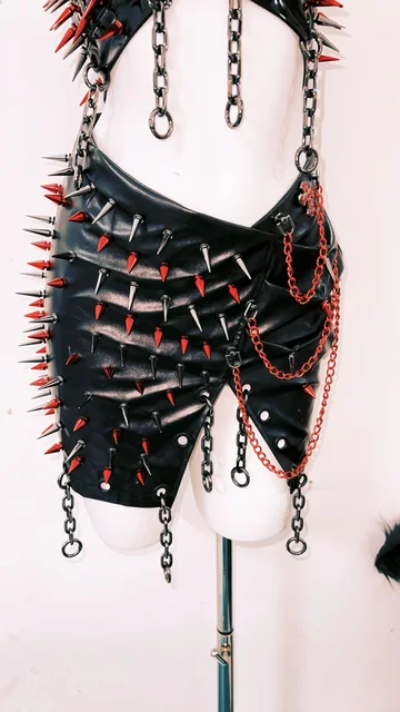 Spikey Halter Neck Top and Skirt Set 4