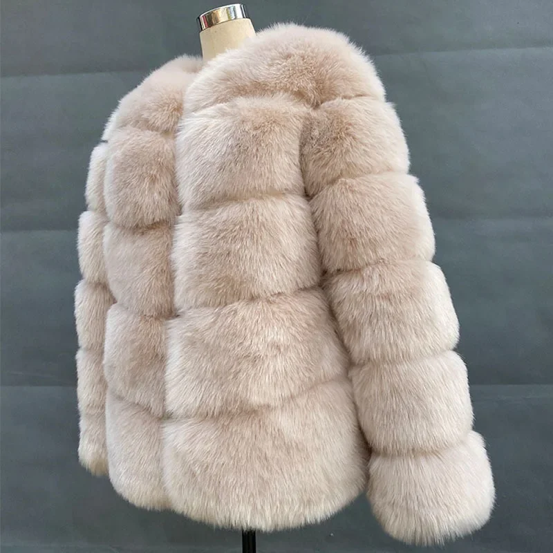 Fur New Patchwork Fur Coat for Women's Winter Fox Fur Style Commuting Fur Coat