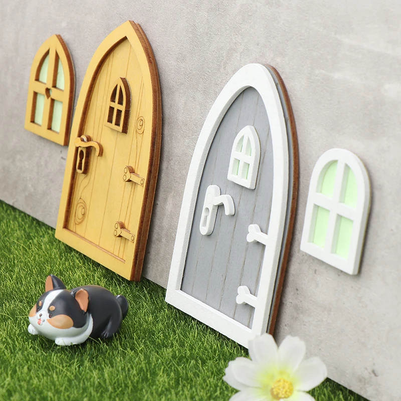 Miniatura Fairy Elf Porta e Janela Modelo, Mobiliário Fluorescente, Decoração de Dollhouse, Brinquedo, 1 Conjunto