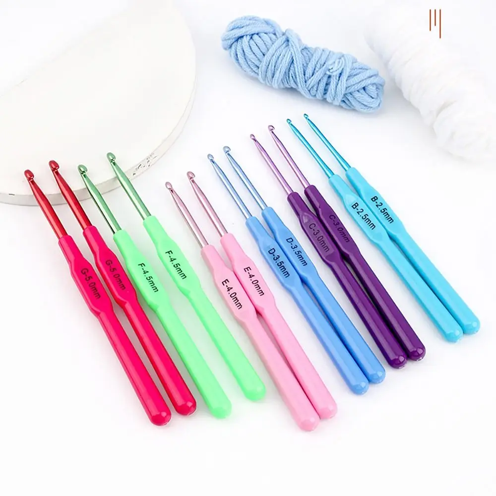 1pc Crochet Hook Knitting Needles Colorful Plastic Handle Aluminum Crochet Hooks Template Knit Needles Weave DIY Crafts