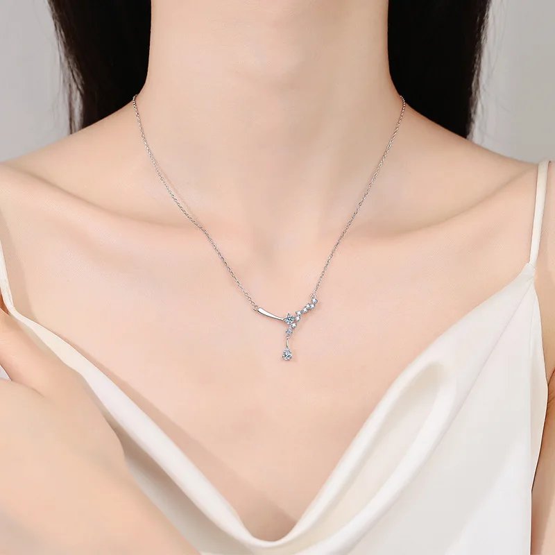 

925 Sterling Silver Necklace Mosang Stone Pendant Water Drop Minimalist Clavicle Chain Elegance Daily