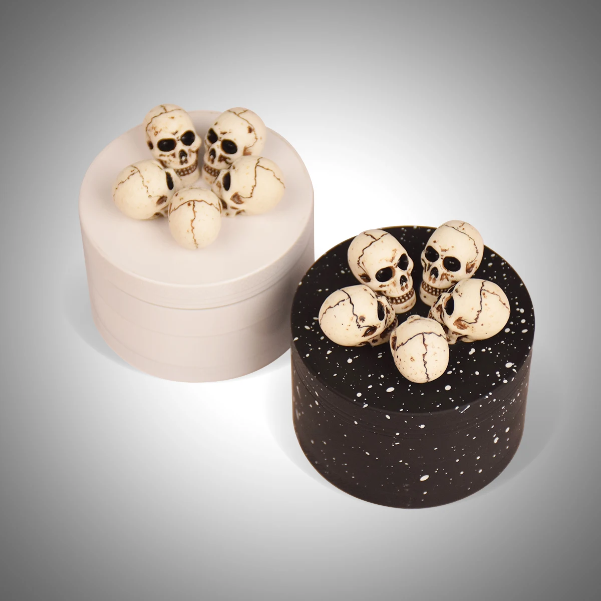 1PC Skull Size Large Smoke Grinder Matte Version Vanilla Spice Crusher Multi-purpose Crusher Kitchen Tools Tobacco Crusher nut spice grinder herb grinder herb spice grinder