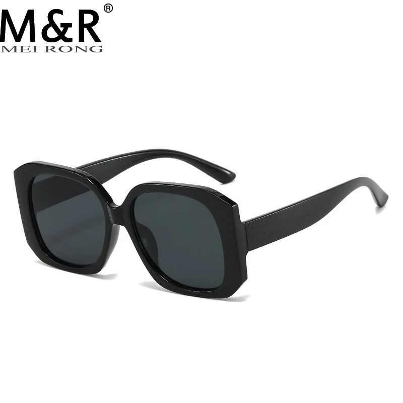 

2023 New Women's Square Sunglasses Personalized Large Frame Simple Casual Glasses Fashion Street Shooting Decorative Sunnies