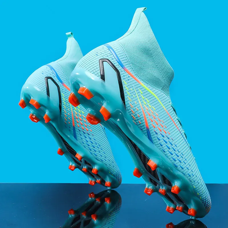 Men Soccer Shoes Kids Football Boots Women Professional Soccer Cleats Antiskid Chaussure Football TF/FG Outdoor Football Shoes