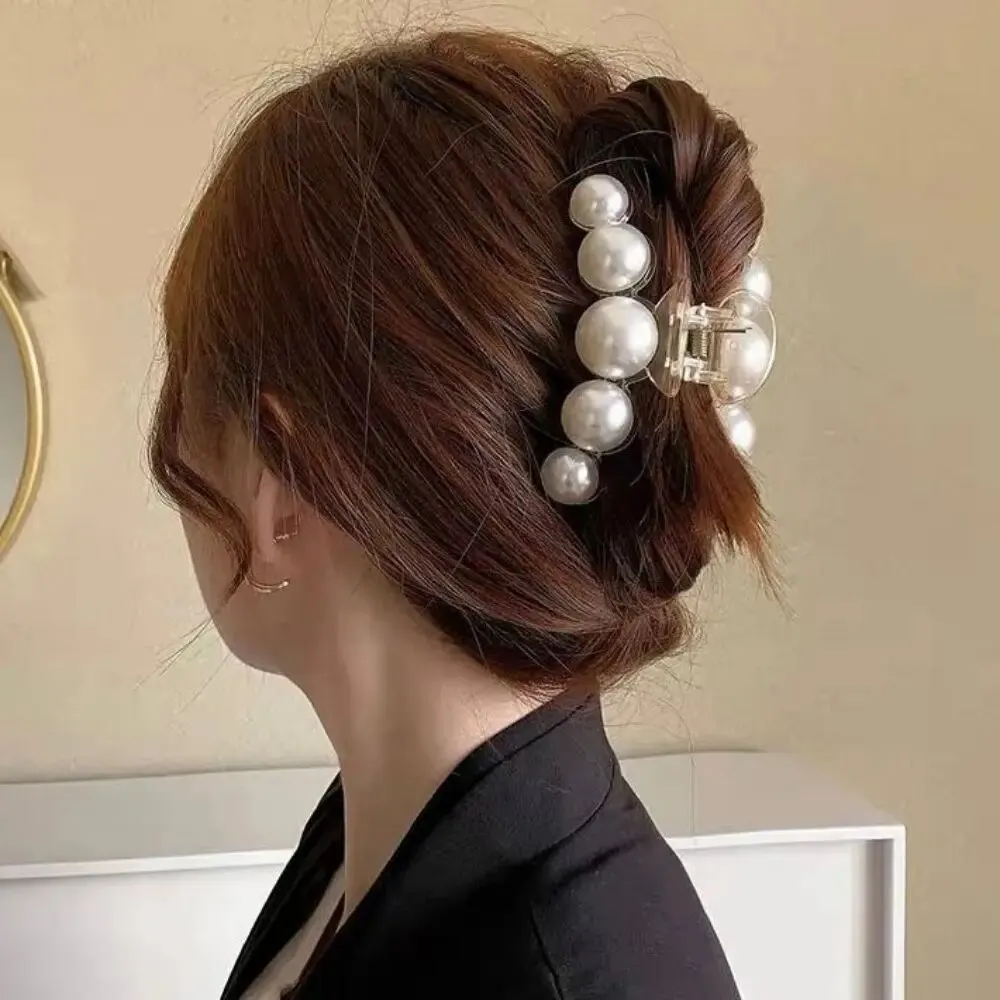 4 Pack Oversized Pearl Shark Clip Hair Pins Elegant Secure Hold for Medium to Thick Hair Versatile for Updo And Half Bun