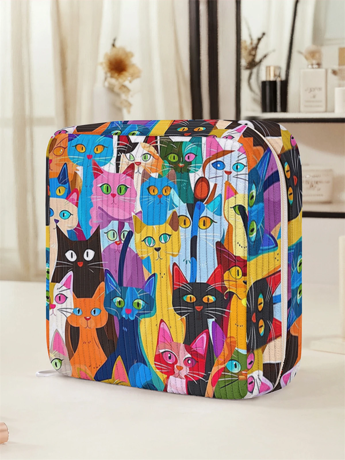 Cartoon cat printed sanitary napkin storage bag, women's lightweight tissue bag, sanitary tissue bag