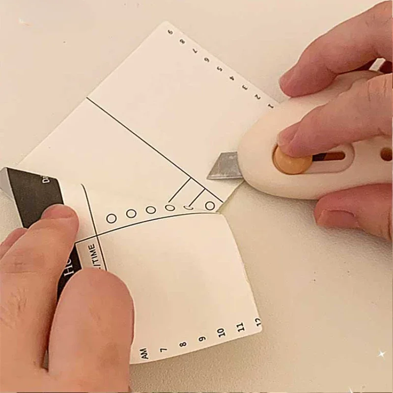1PC Cartoon Triangle Mini Art Knife Letter Opener for Office mail opener,unboxing knife,utility knife,pocket folding knife