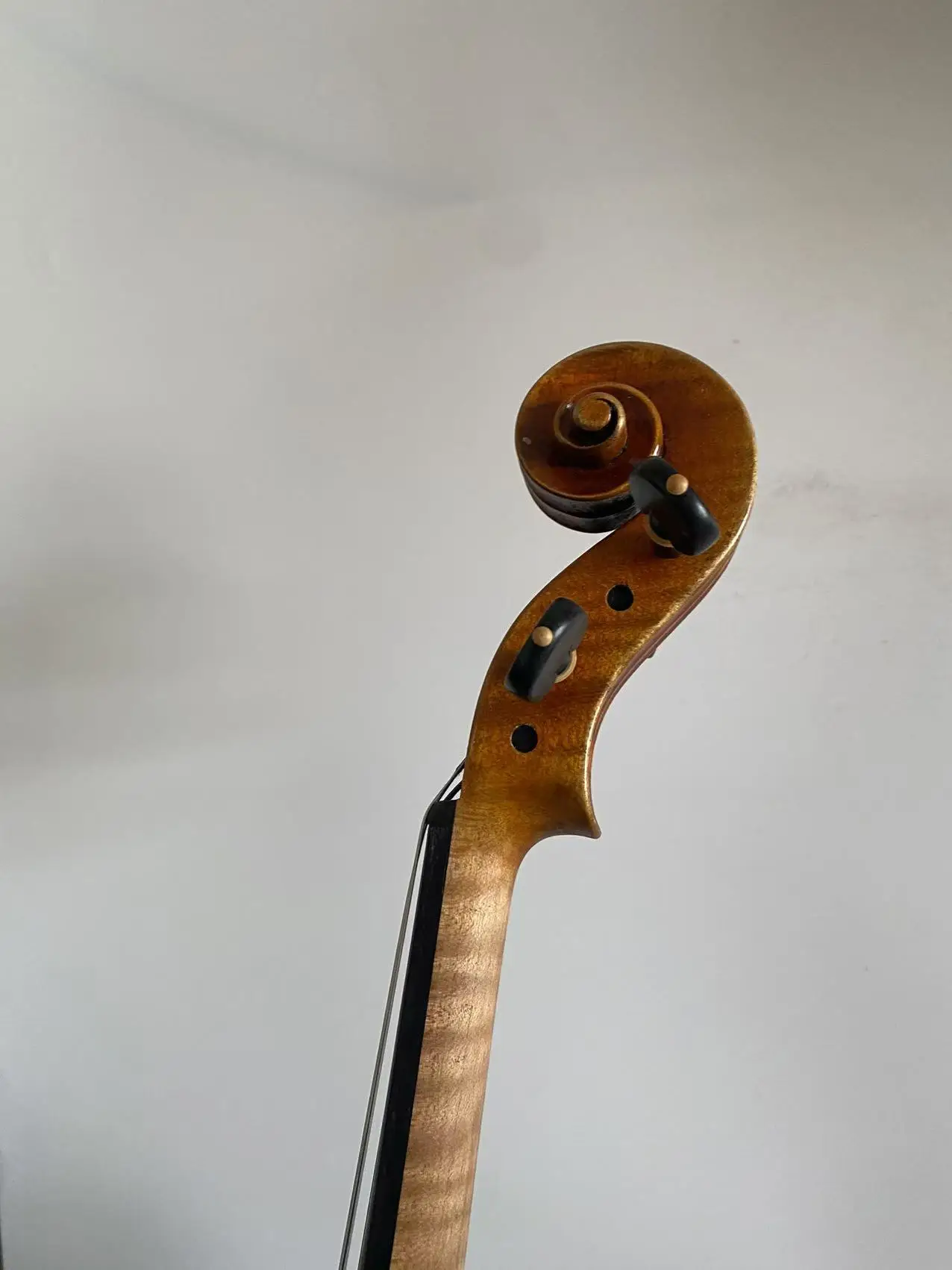 Hand made Maestro 16 inch European wood viola Good sound