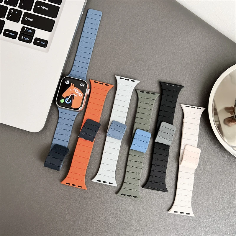 

Magnetic Loop strap for Apple watch ultra band 49mm45mm44mm41 Two-tone silicone strap Accessories iWatch Series 978se653 ultra2