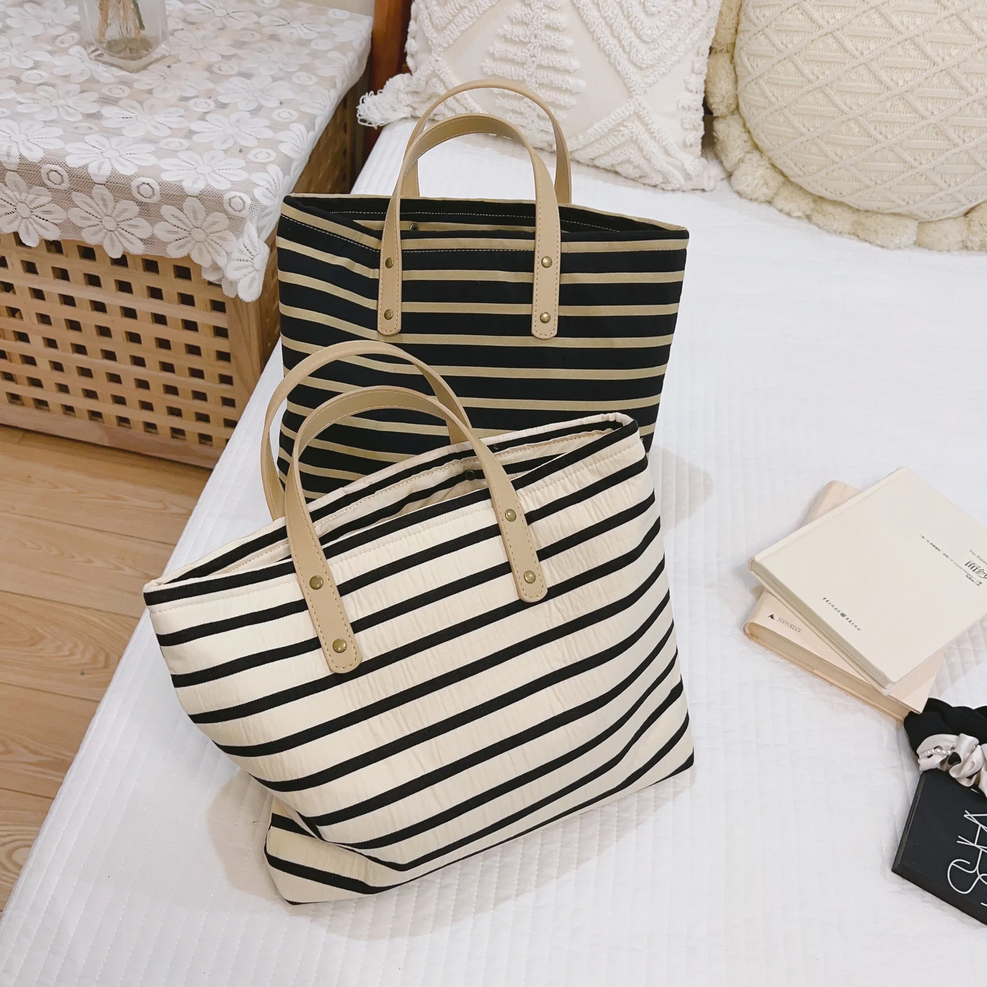 

Women 's Handbags Canvas Bag Female Geometric Bag Women School Travel Mini Tote Bags Large Capacity Purses Casual and Fashion