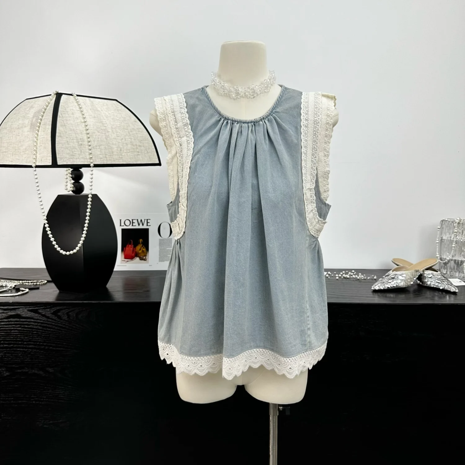 

Women Lace Patchwork O neck Suspender Tank Top 2023 Women's Summer New Chic Loose Fitting Slimming Pleated Vest Female