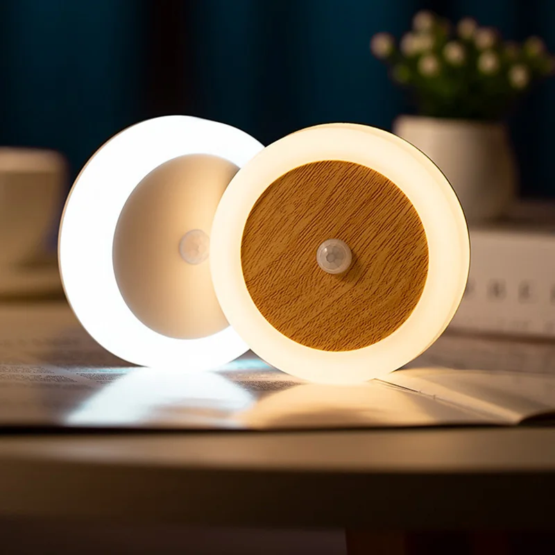 

Wireless Human Body Sensing Light for Home Use Up and Down Aisle Cabinet LED Bedside Night Light Bedroom Light Charging