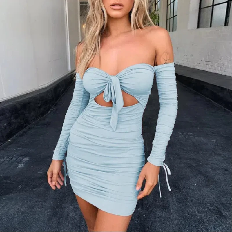 

American Style 2024 New Women's One Line Collar Wrapped Chest Long Sleeved Slim Fit Pleated Drawstring Fashionable Sexy Dresses