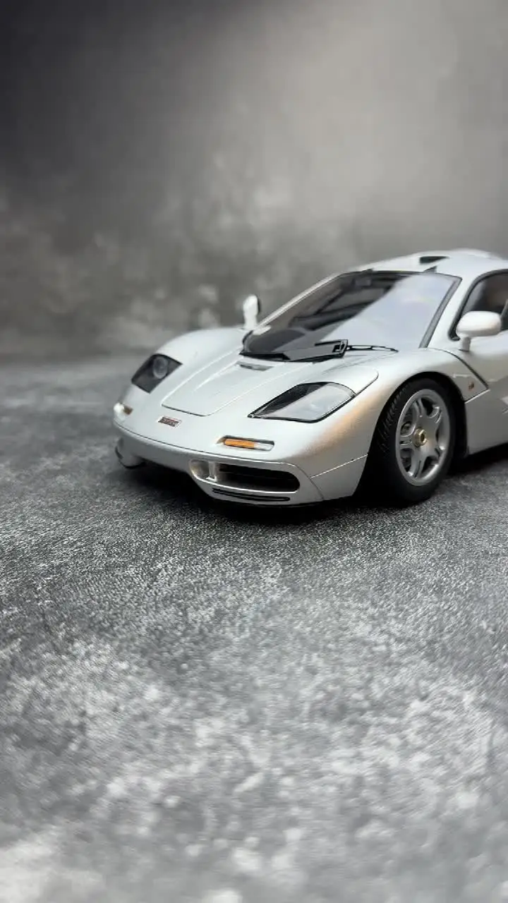 Voiture Miniature de Collection - SOLIDO - MCLAREN 600LT F1 Team
