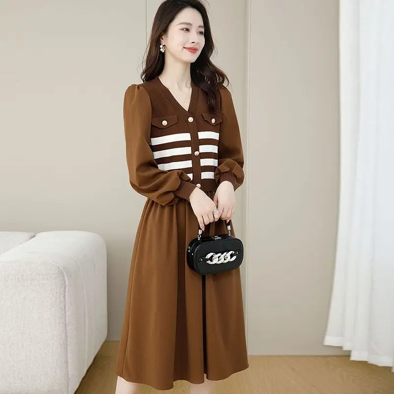 

Women Slim Dresses for 2024 New Autumn Winter Trend Striped Long Sleeve Casual Office Lady Loose V-collar T600