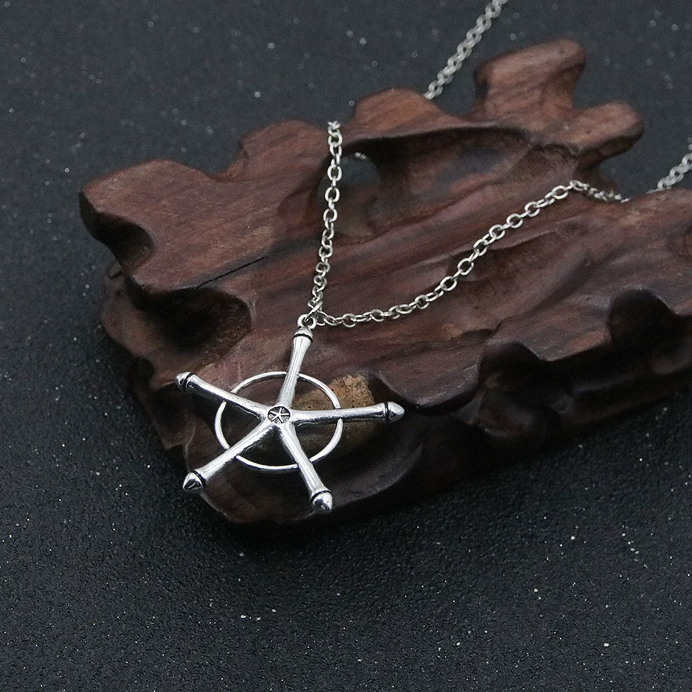 Anime Bleach Cosplay Necklace Quincy Ishida Uryuu Ginrei Gojiaku Amulet Pendant Necklace for Women Men Choker Jewelry Gift