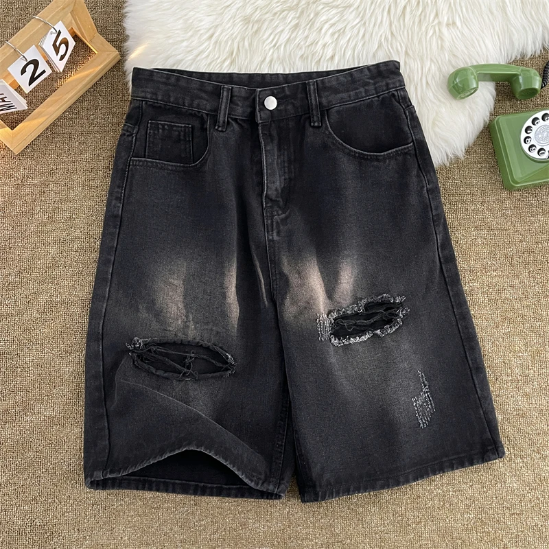 Korean Luxury Clothing Men's Summer Denim Knee Length Shorts Fashion Designer Ripped Hole Cowboy Korean Short Pants A64