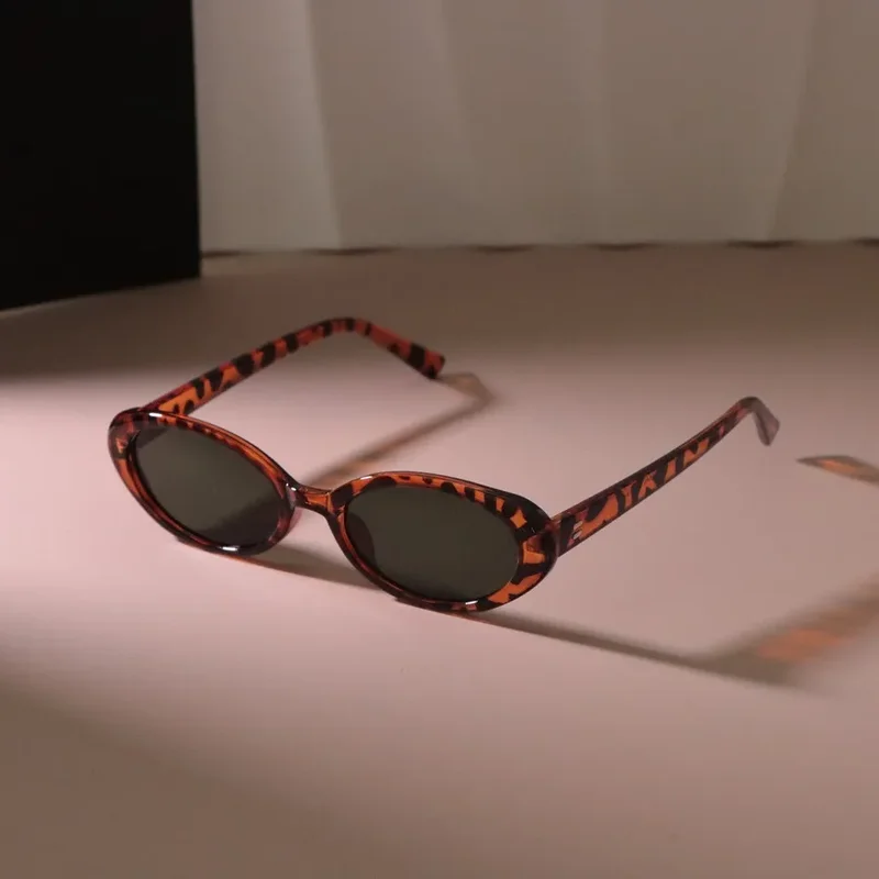 Fashion Small Frame Sunglasses Women Men Retro Oval Designer Sun Glasses Male Female Brand Vintage Travel Oculos De Sol