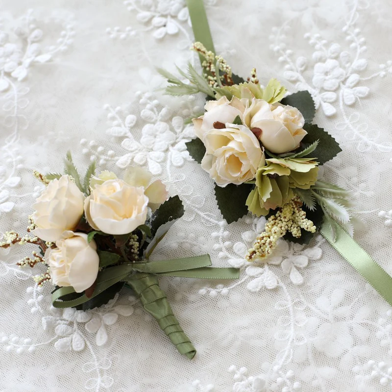 Corsage and Boutonniere - Set di 1 corpetto da polso con fiore