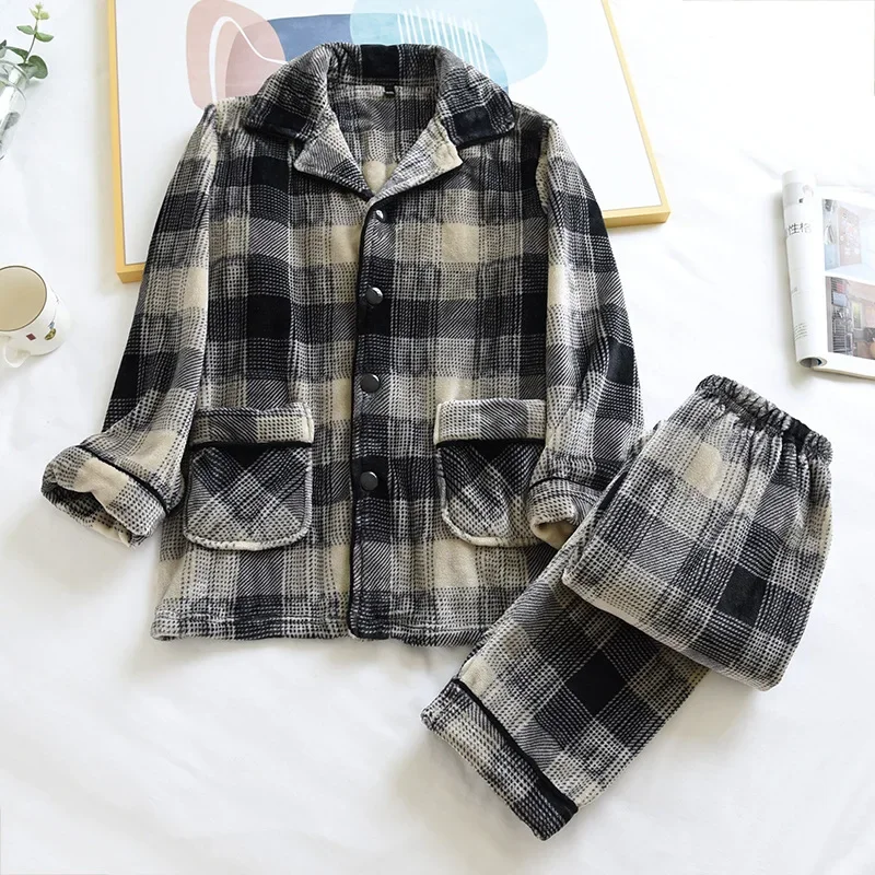 

Men's Thick Flannel Pajamas Warm Home Service Plaid Set Long-sleeved Lapel Top and Trousers Two-piece Loose Winter Loungewear