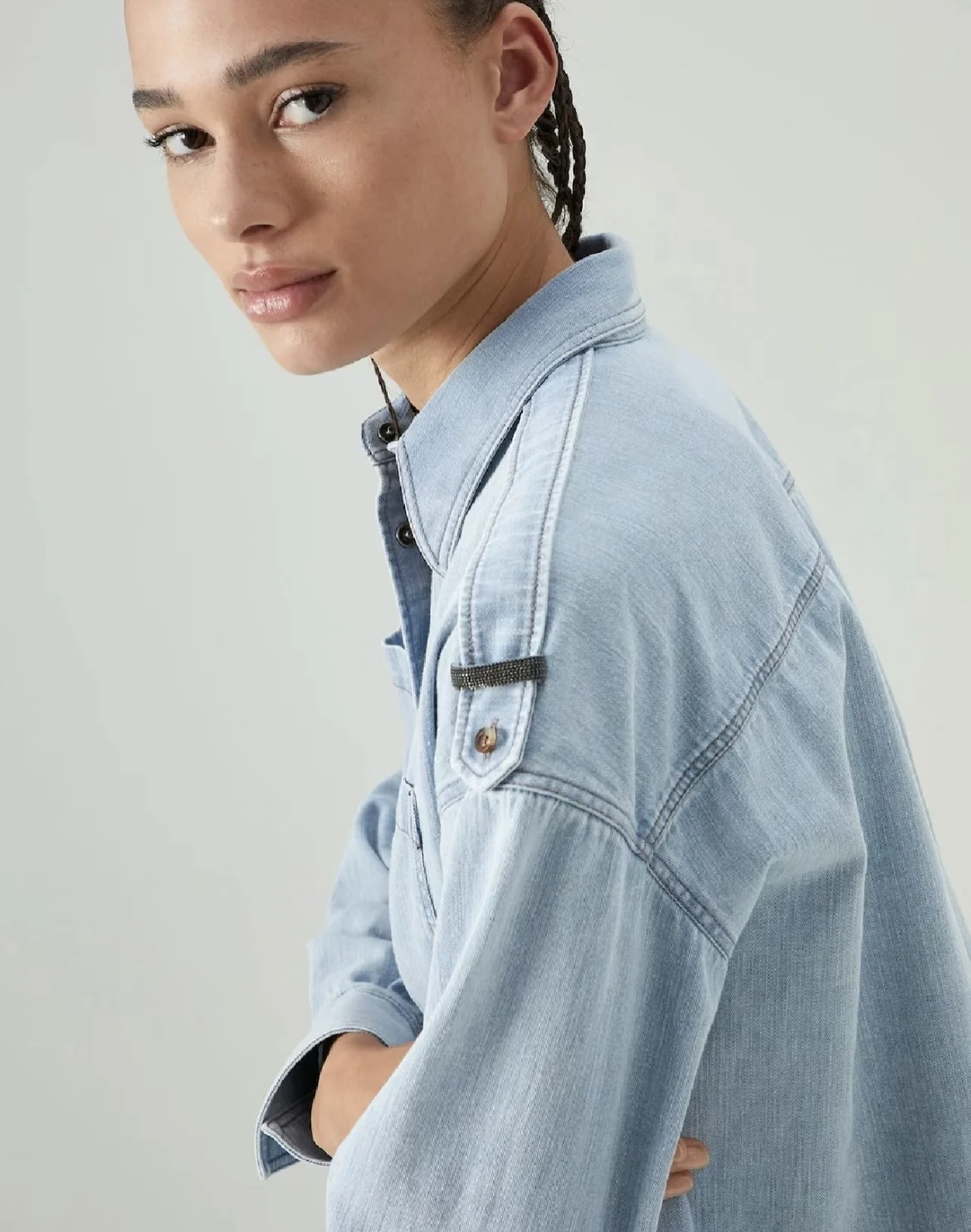 Рисунок 4 - Модная женская блузка 2023