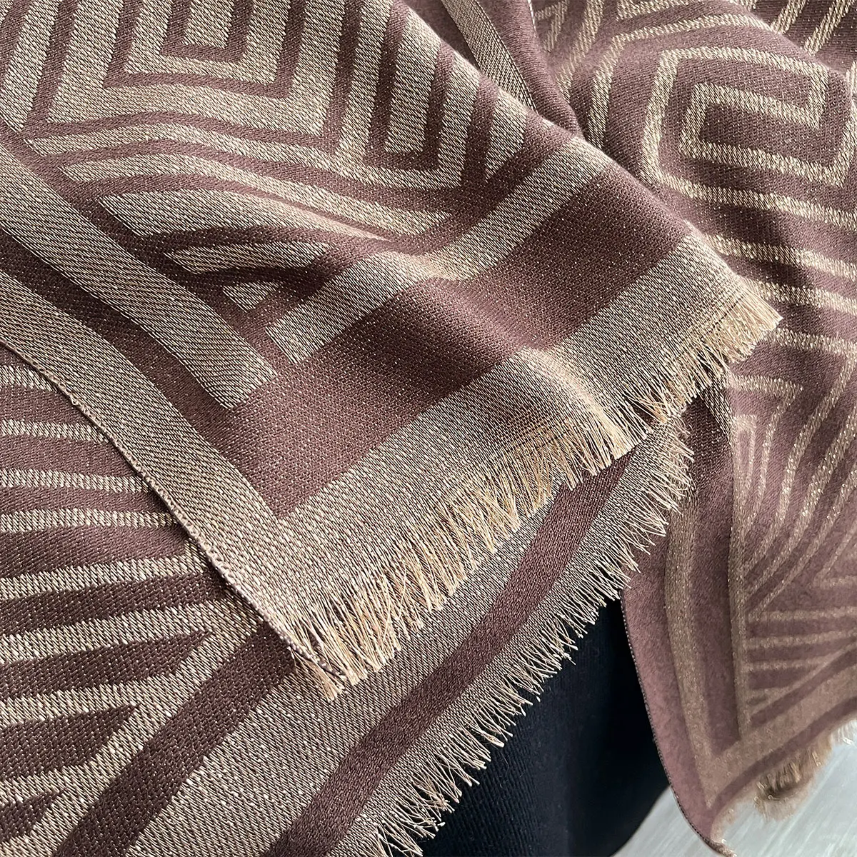 New Elegant Ladies Muslim Hijab Golden Thread long Scarf With Spring and Autumn Coldproof Scarf Decoration Shawl Wrap Headscarf