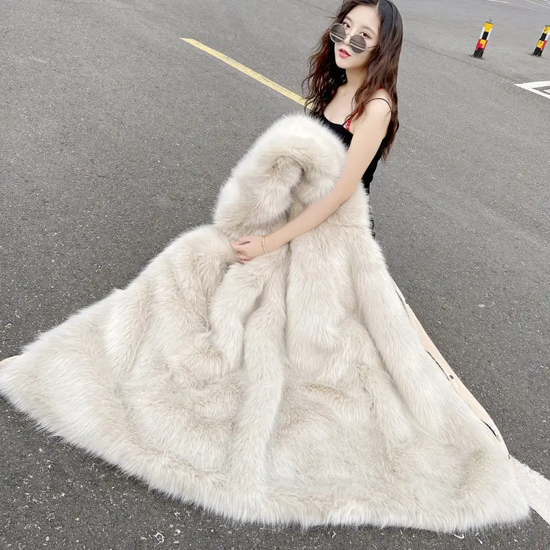 Fashion New Long Sleeve Hooded Women's Detachable Fox Fur Jackets 2023 Winter Commuter Style High-End Mid-Length Warm Fur Coats