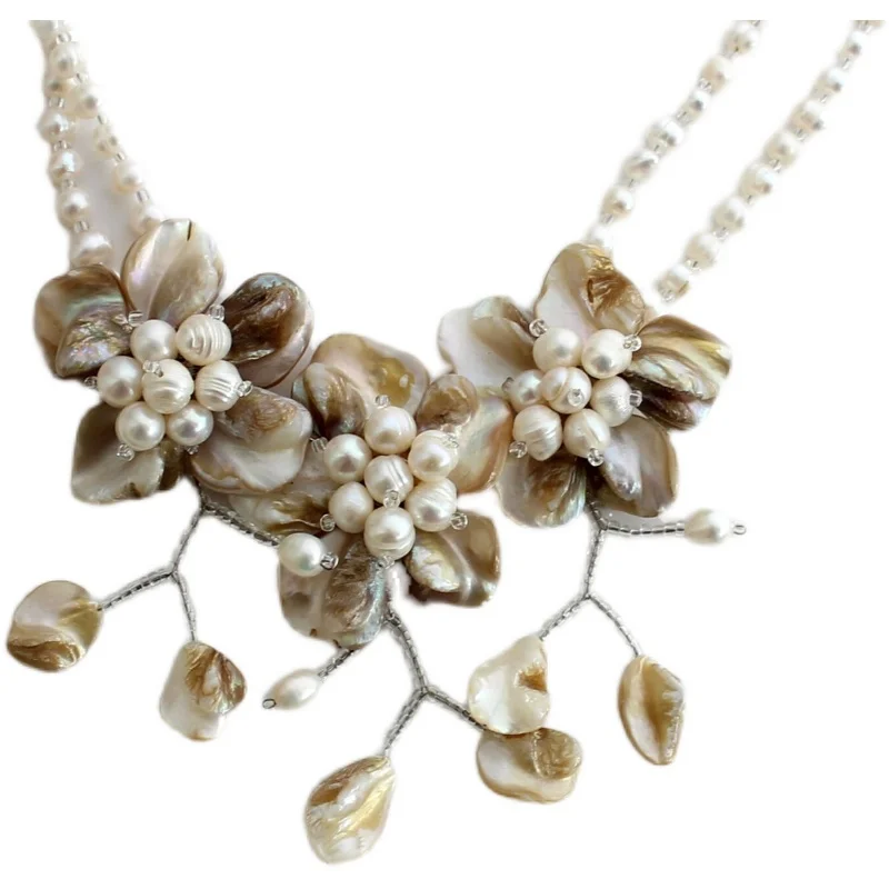 Women's Three Flower  Baroque Shell Necklace