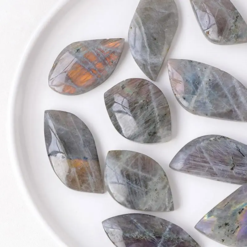 

Crystal Stones For Crafts Creative Leaves Shape DIY Crafts Gemstone Multipurpose Polished Purple Healing Crystal Moonstone Stone