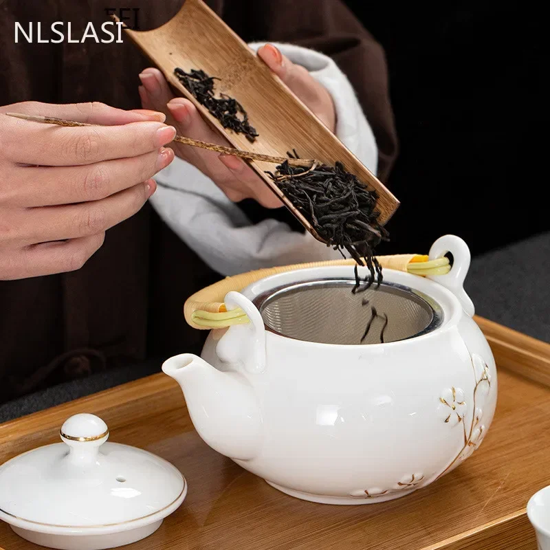 Slide image aa1e8c30a8ce49efbf60299318dffc81