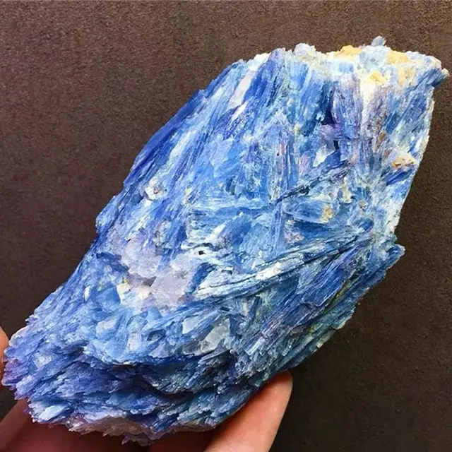 1pc Kyanite Raw Gemstone 2