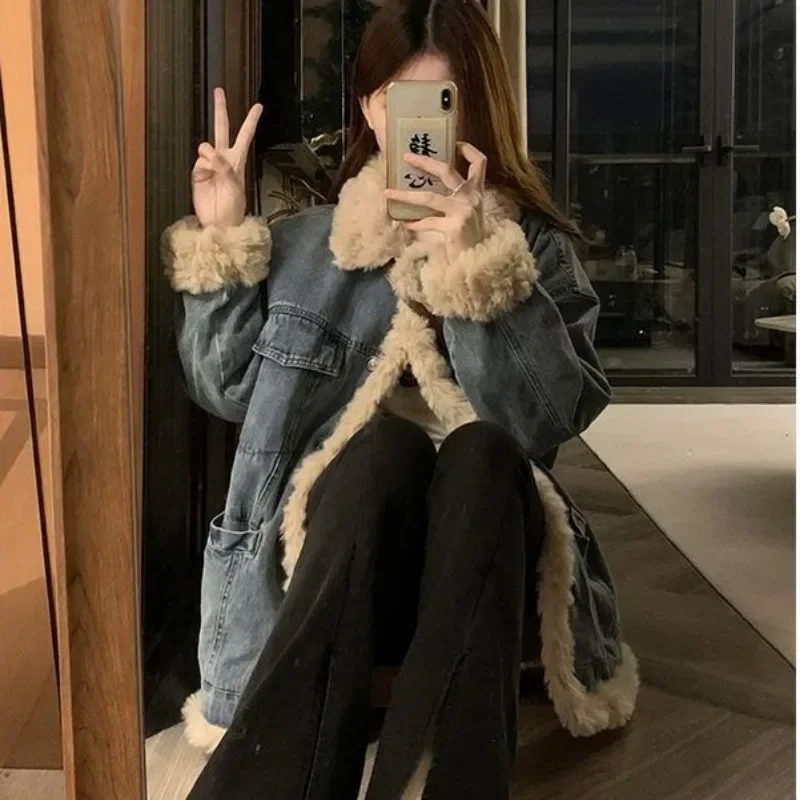 Japanese Retro Lamb Wool Denim Jacket Women's 2023 New Spring and Autumn High-end Feel Lamb Wool Casual Winter Cotton Jacket