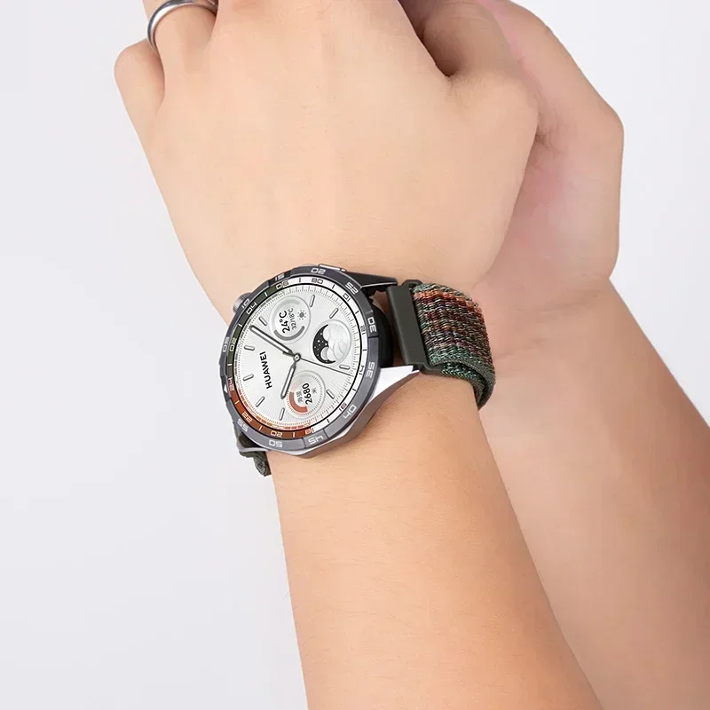 Enhanced Nylon Smart Watch Strap, Adjustable 20-22mm Band, Compatible with Various Smartwatch Models