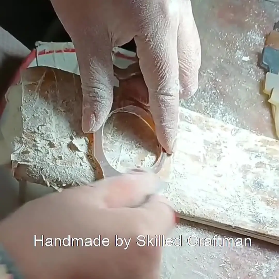 Женские солнцезащитные очки из натурального рога и металла