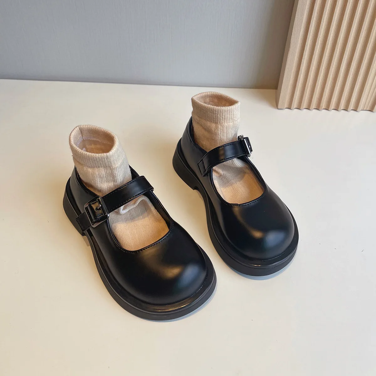 

Spring Autumn New Mary Jane Baby Girls Leather Shoes Black Students Shoes Platform Girl Shoes British Style Retro Children Flats