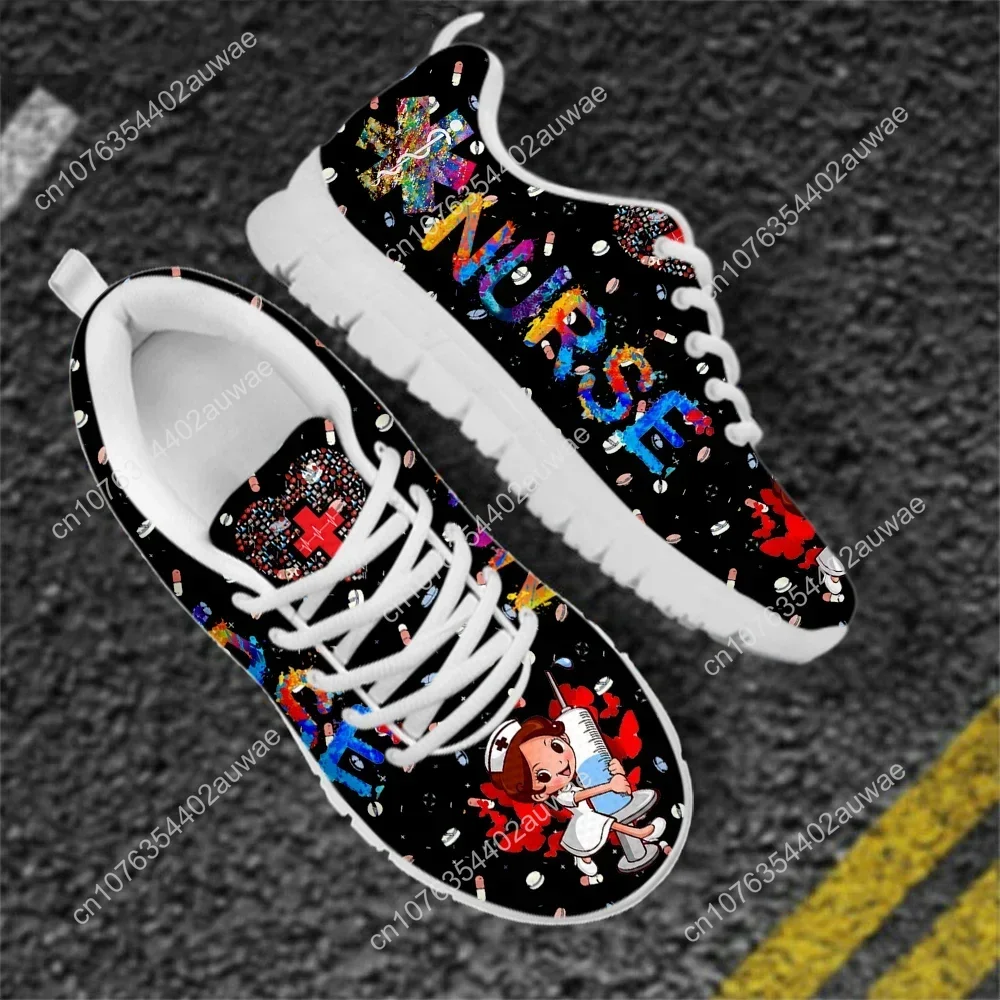 Cute Hospital Cartoon Nurse Girls Pattern Sneakers scarpe da donna scarpe basse stringate traspiranti Comfort Zapatillas