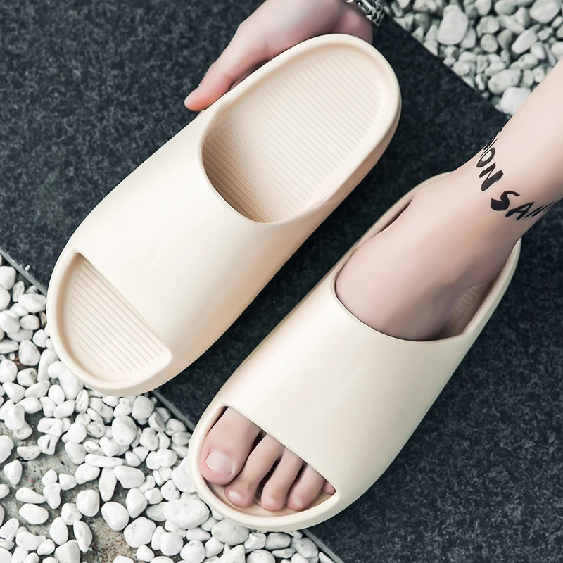 Men's EVA indoor outdoor lightweight soft sole comfortable slippers summer anti slip beach shoes fashion male thick sole sandals