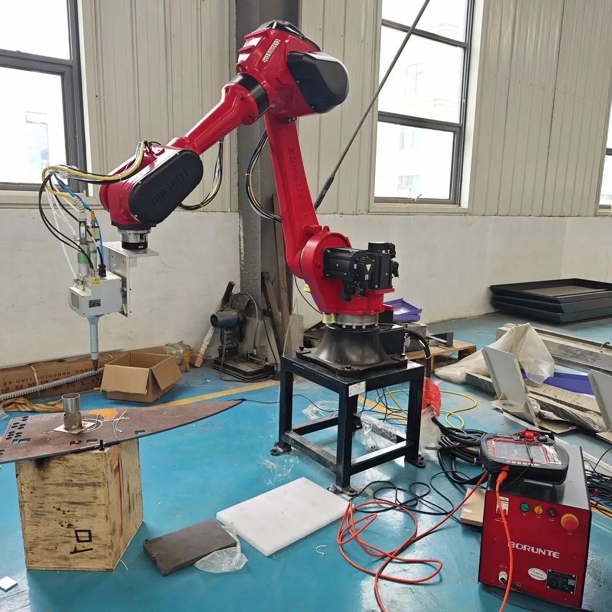 

Промышленный 6-осевой Автоматический Лазерный сварочный робот Arm Spot Robotic для сварки металла, пайки 3000 Вт 2000 Вт
