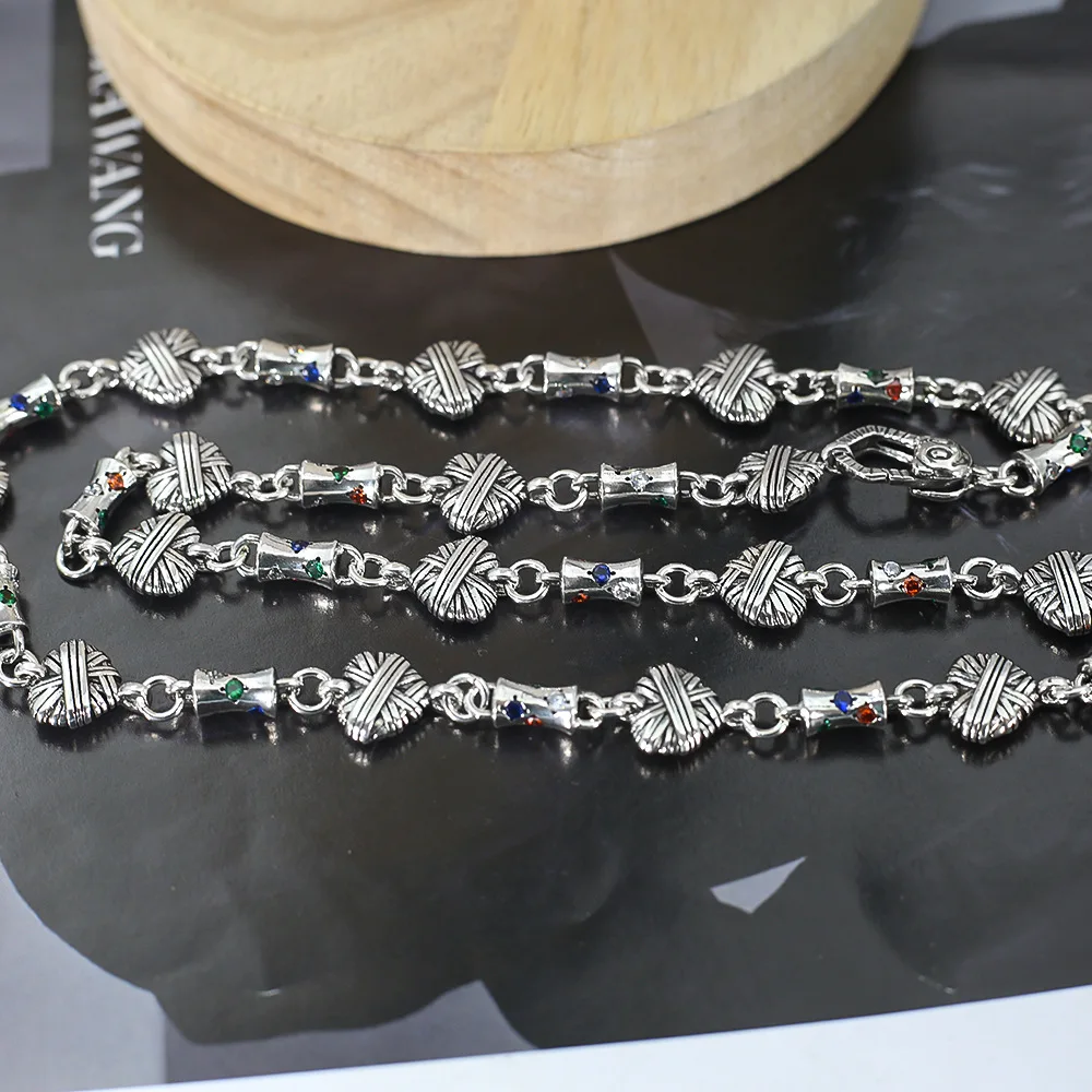 Retro heart -shaped inlaid color galfly round barrel splicing necklace