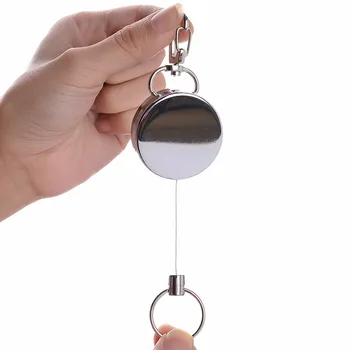 Portachiavi retrattile in acciaio e nylon da 4 cm, facile da usare, antifurto e antiperdita.