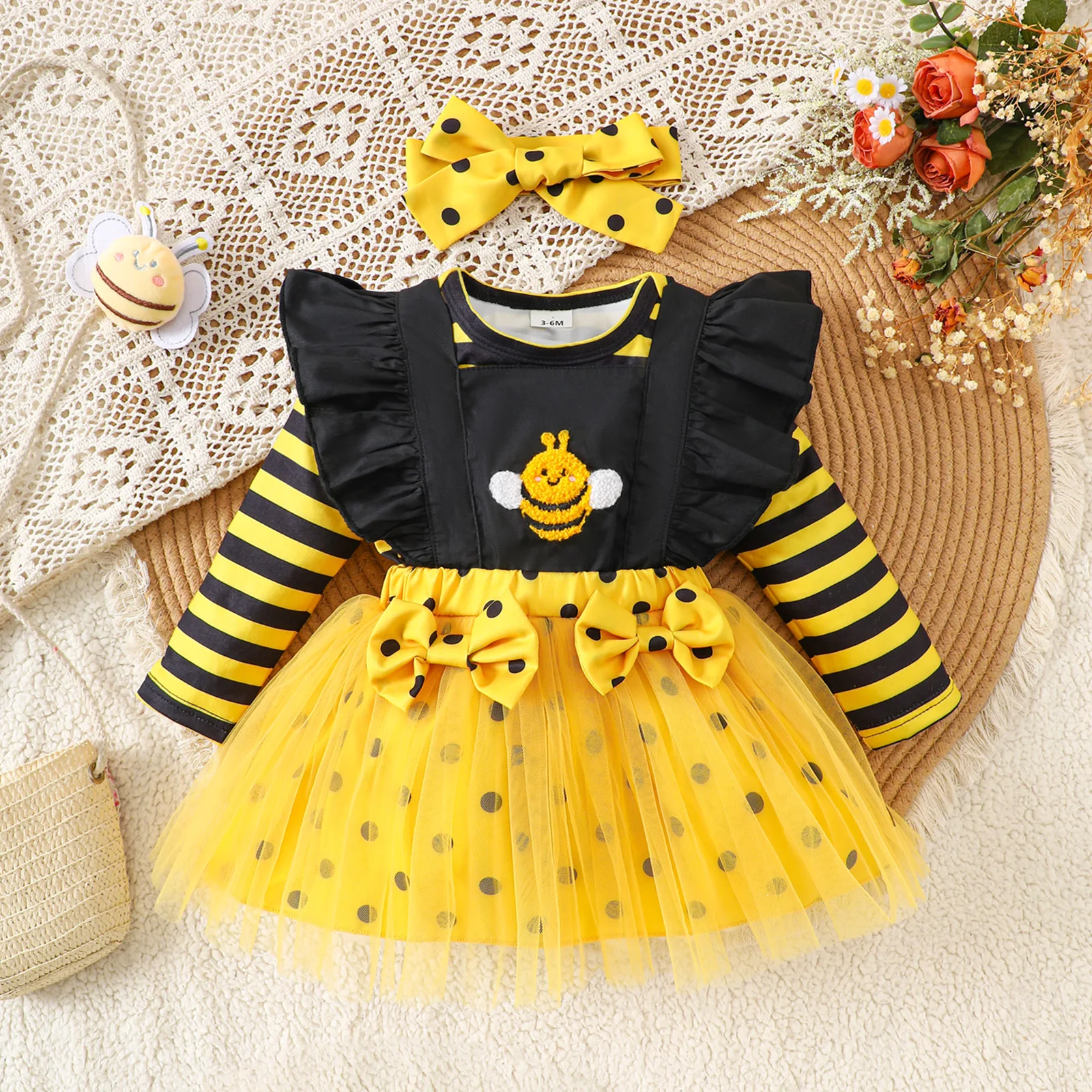 Completo per neonata: Tutina a maniche lunghe a righe, vestito con pettorina e fascia per capelli, set costume da ape per neonati - immagine 2