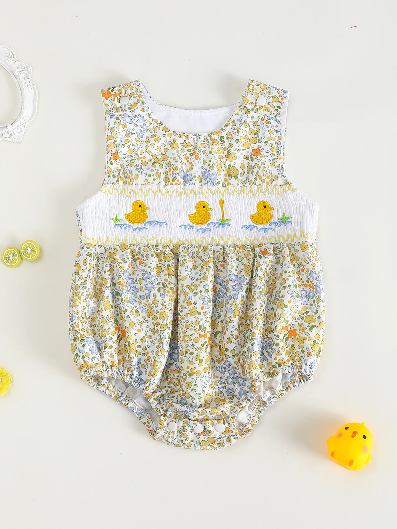 Cute Duck Embroidered Pattern Baby Girl Romper Sleeveless Jumpsuit Infant Clothing Comfortable Soft Fabric Baby Clothes 1