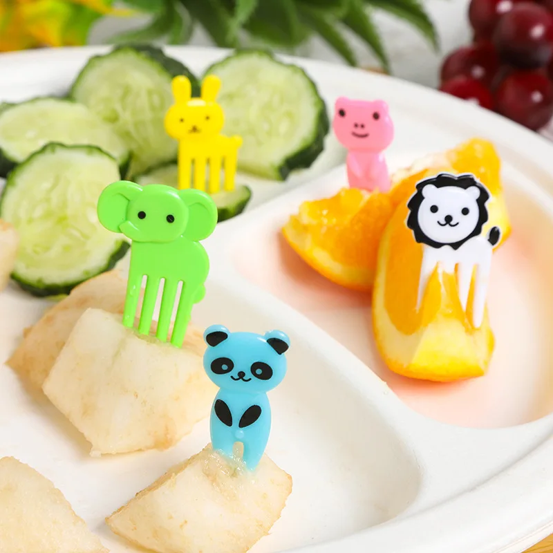 

Creative Children Cartoon Fruit Fork Japanese Household Animal Fruit Sign Portable Cute Sign Plastic Fork Bento Accessories