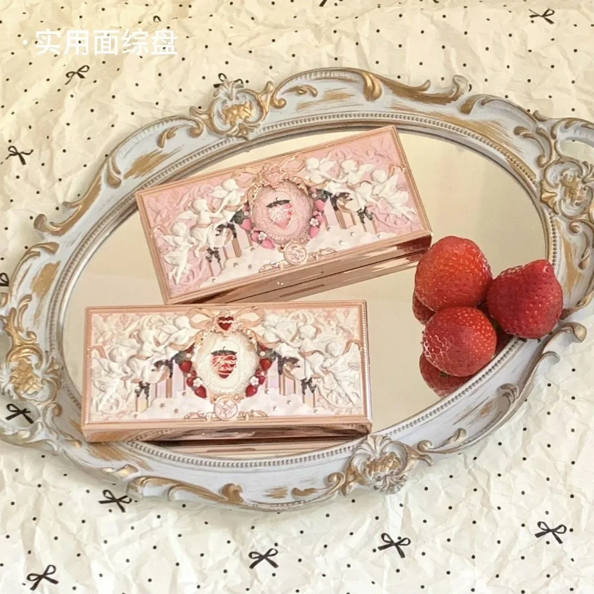 Flower Knows Strawberry Cupid Eyeshadow Palette Matte Fine Shimmer Pearl Face Palette 7 Colour Glitter Eye Shadow 2