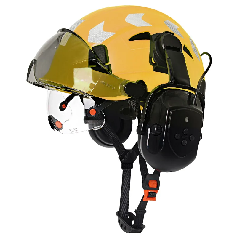 CR08 E with earmuffs