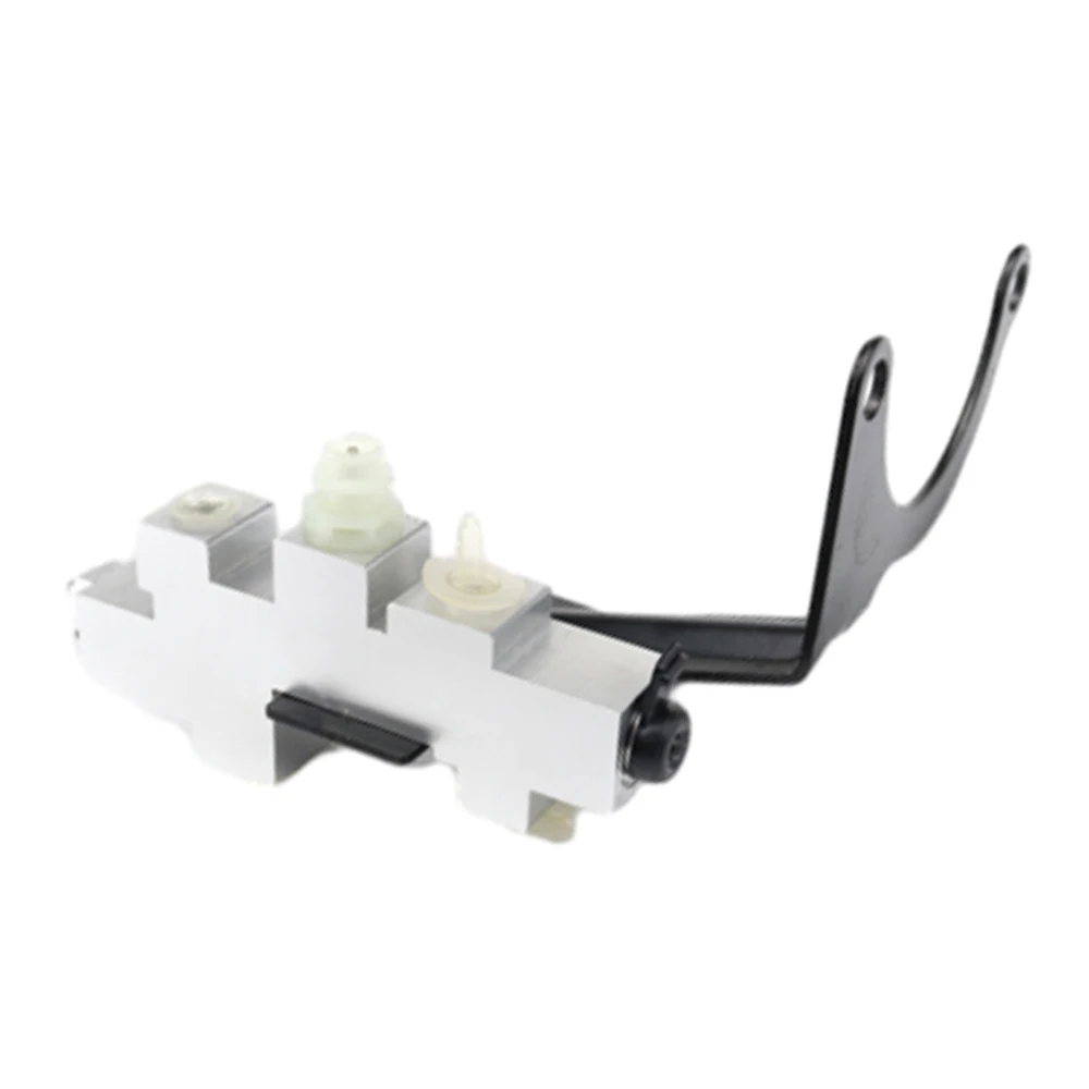 Brake Proportioning Valve fit for GMC Chevrolet 172-2069 15606198 load sensing valve brake compensator