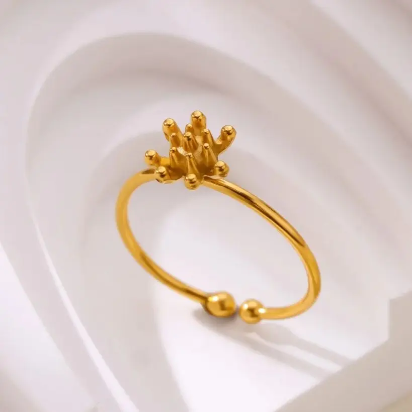Minimalist Geometric Flower Rings For Women 18K Gold-Plated Stainless Steel Ring